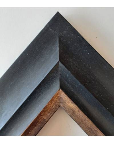 Black With Gold Lip 2 3/4 in Wide